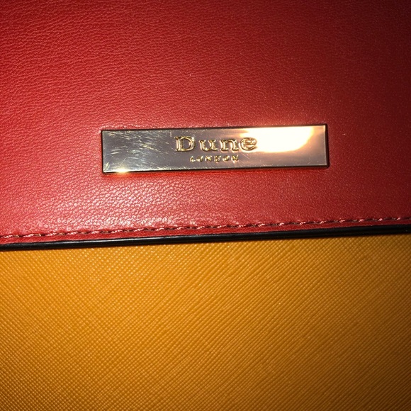 Dune Handbag Crossbody Purse - Picture 2 of 13